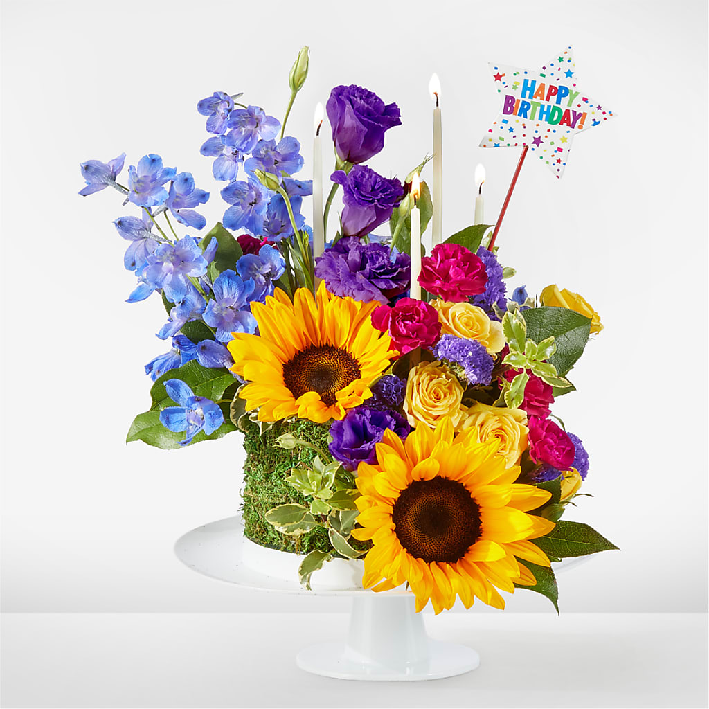 Star of the Day Floral Cake – Creative Designs, Wilmington NC