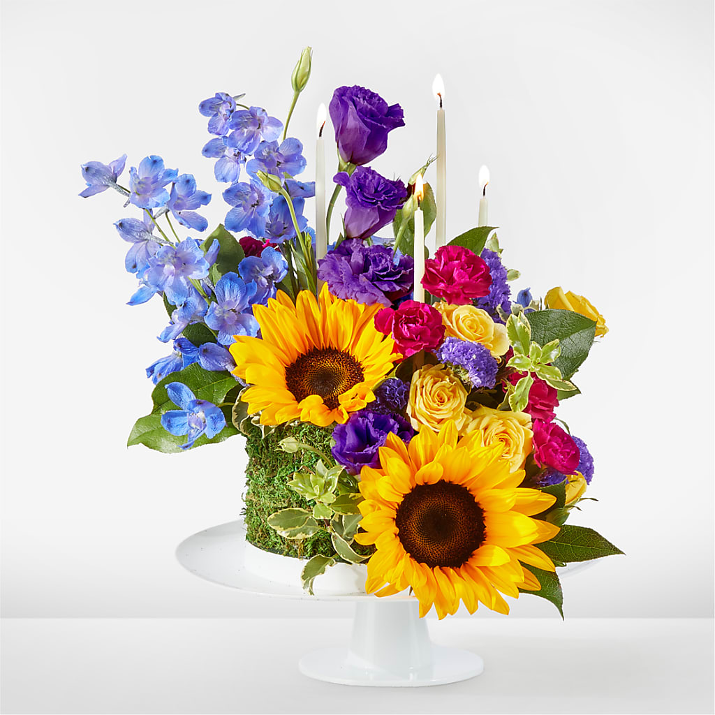 Star of the Day Floral Cake – Creative Designs, Wilmington NC